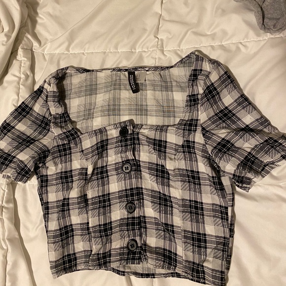 Top - Picture 2 of 3